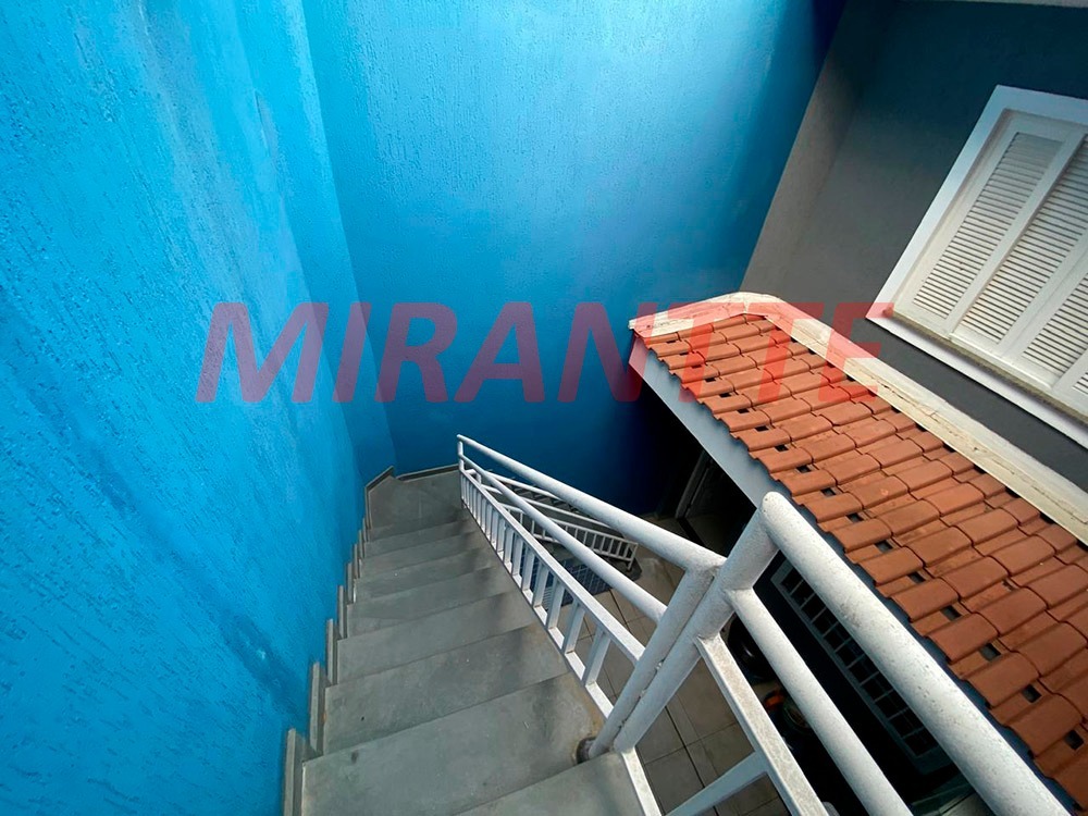 Sobrado de 174m² com 3 quartos em Parada Inglesa