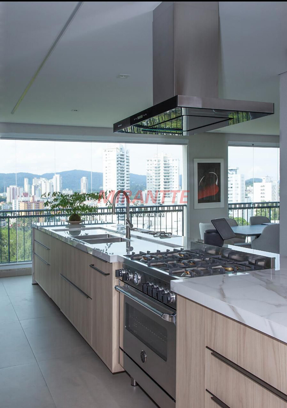 Apartamento de 231m² com 4 quartos em Santana