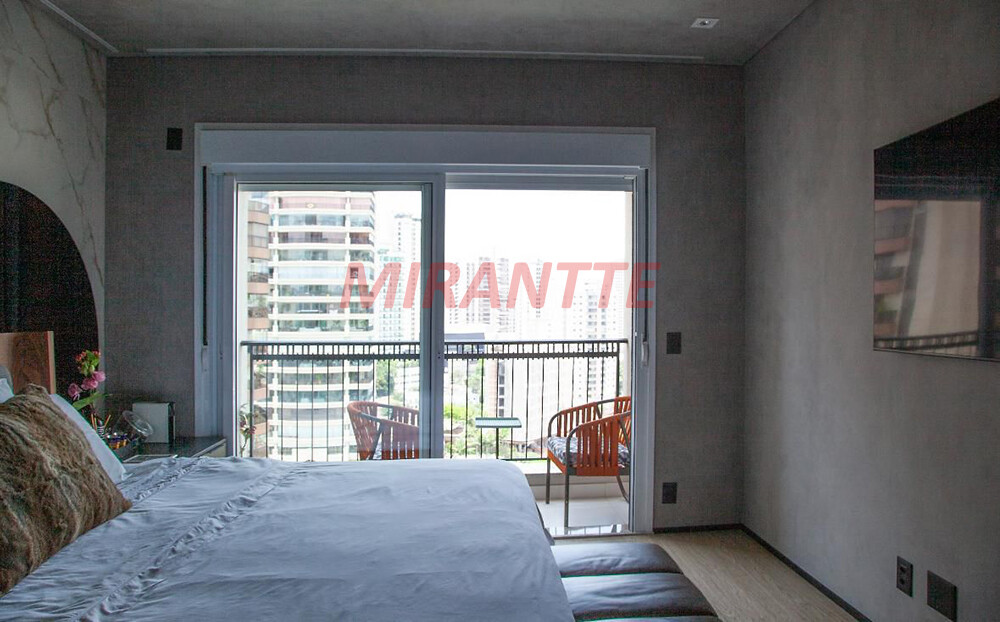 Apartamento de 231m² com 4 quartos em Santana