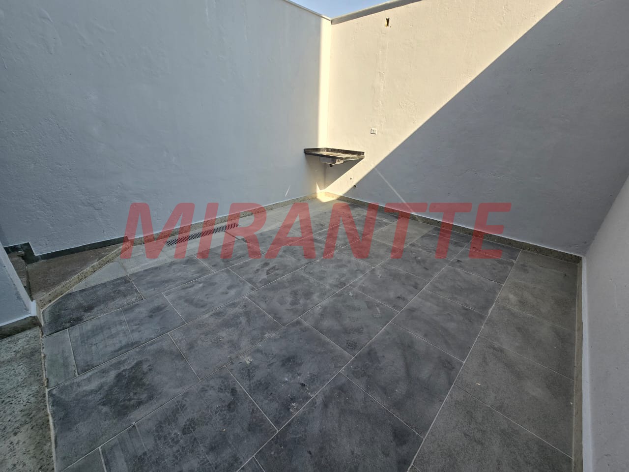 Sobrado de 174m² com 3 quartos em Jardim Santa Cecília