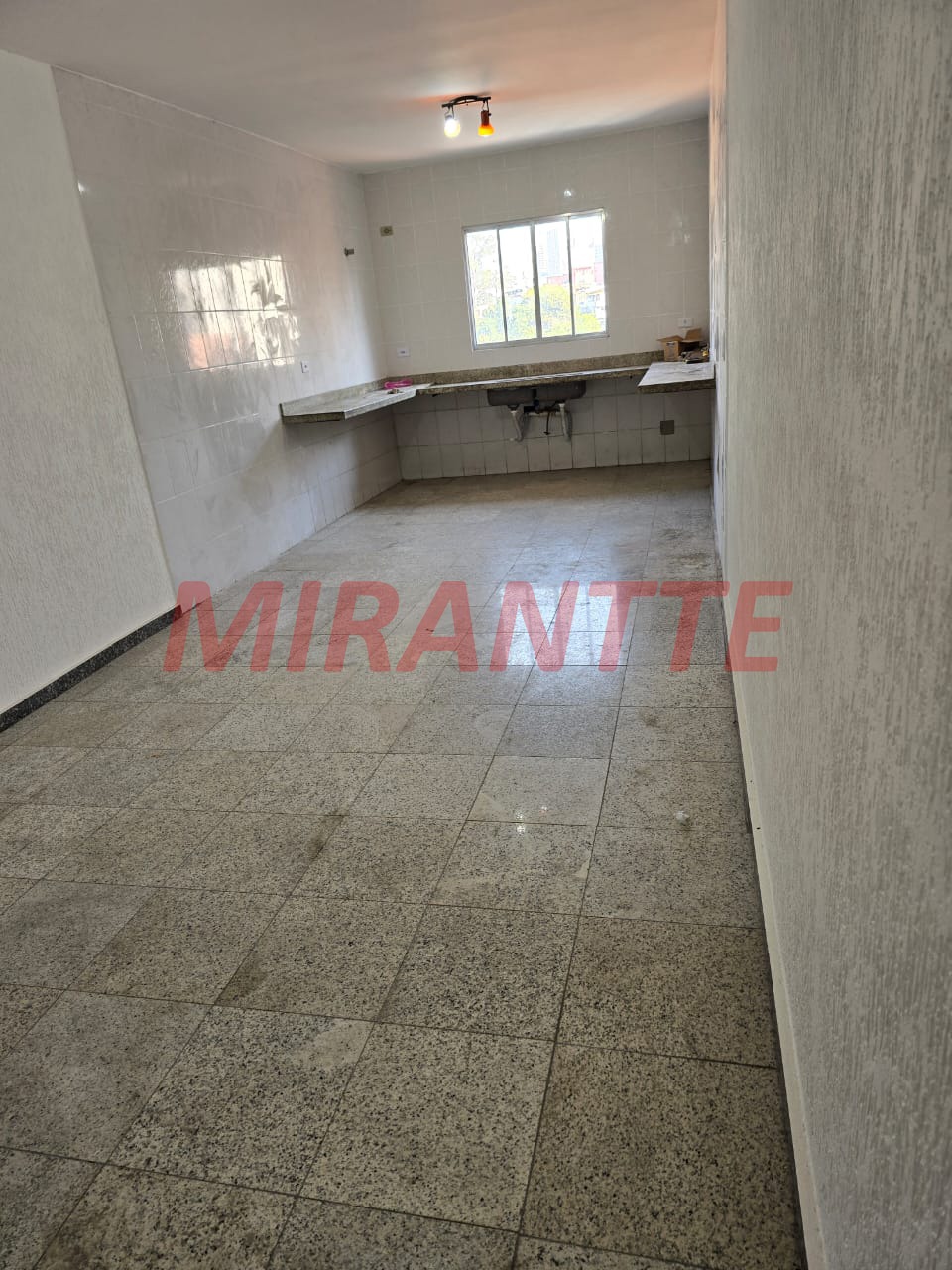 Sobrado de 174m² com 3 quartos em Jardim Santa Cecília