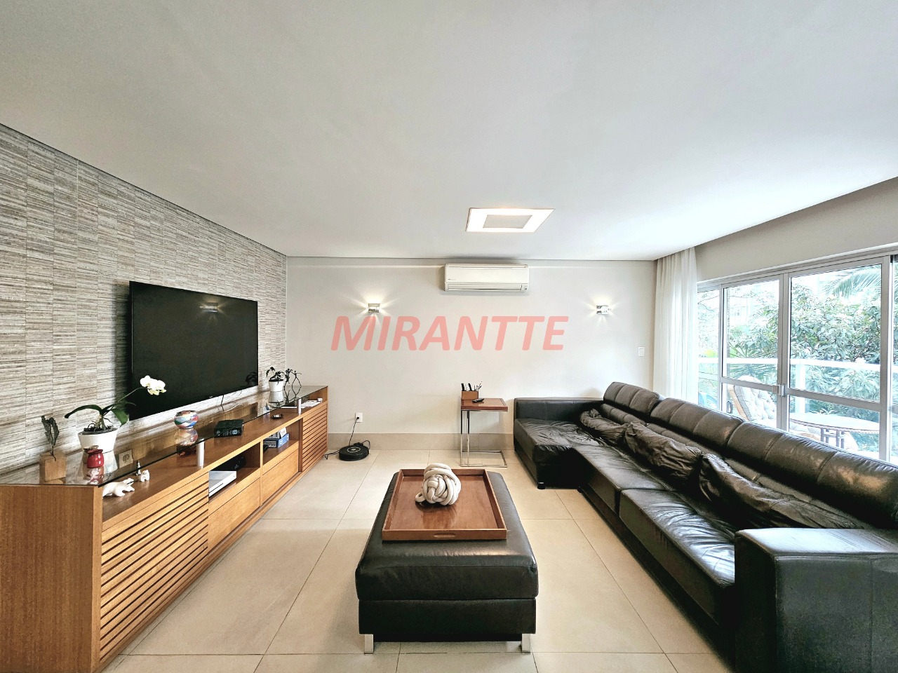 Apartamento de 187m² com 3 quartos em Itaim Bibi