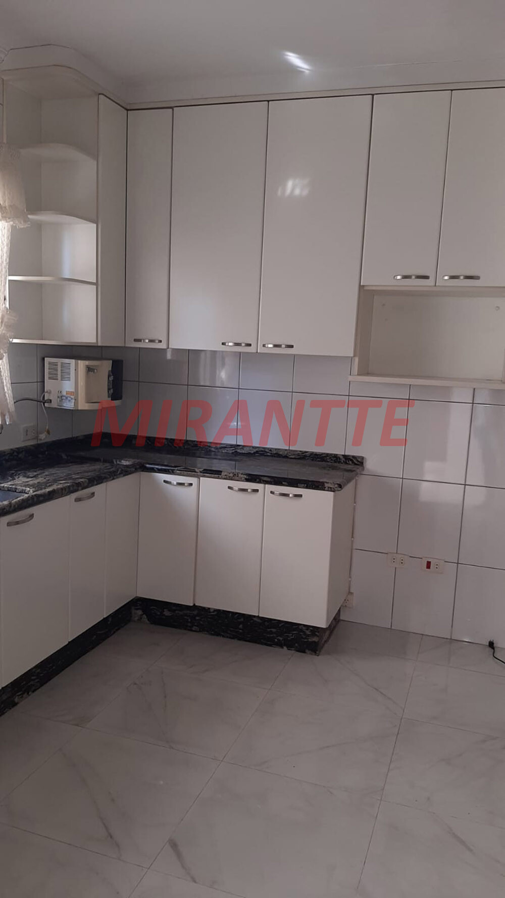 Sobrado de 280m² com 5 quartos em Vila Santa Teresinha