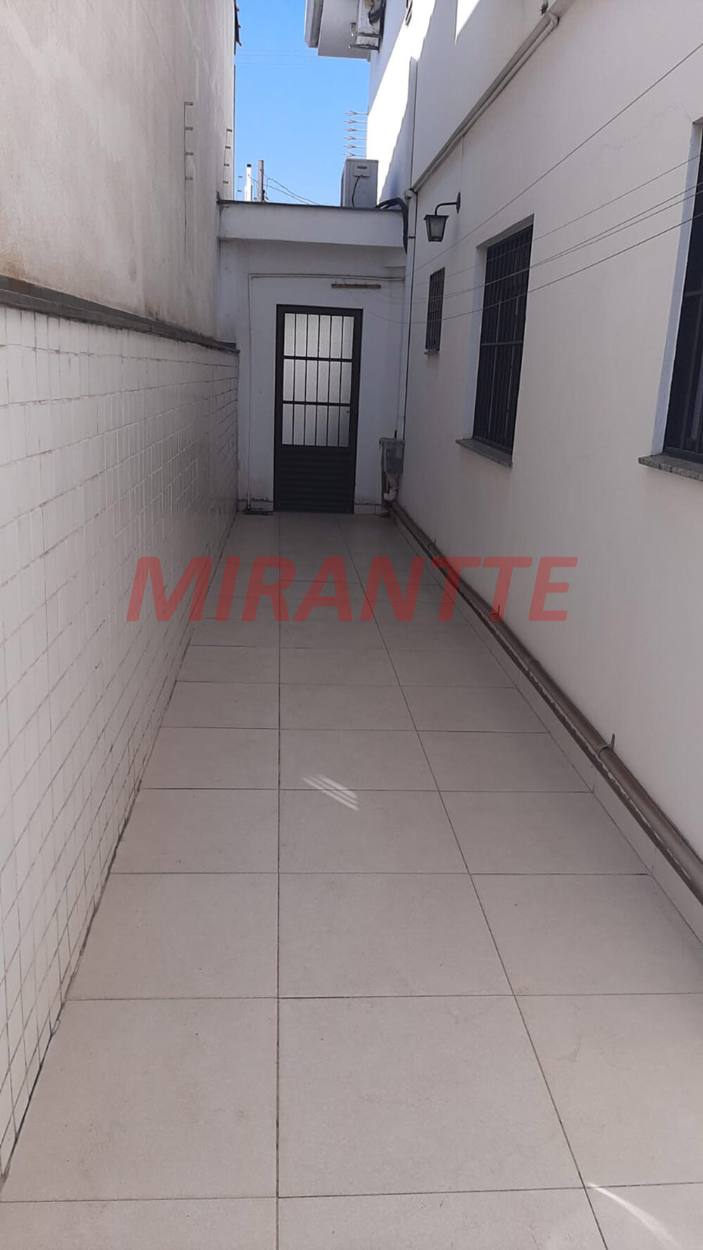 Sobrado de 280m² com 5 quartos em Vila Santa Teresinha