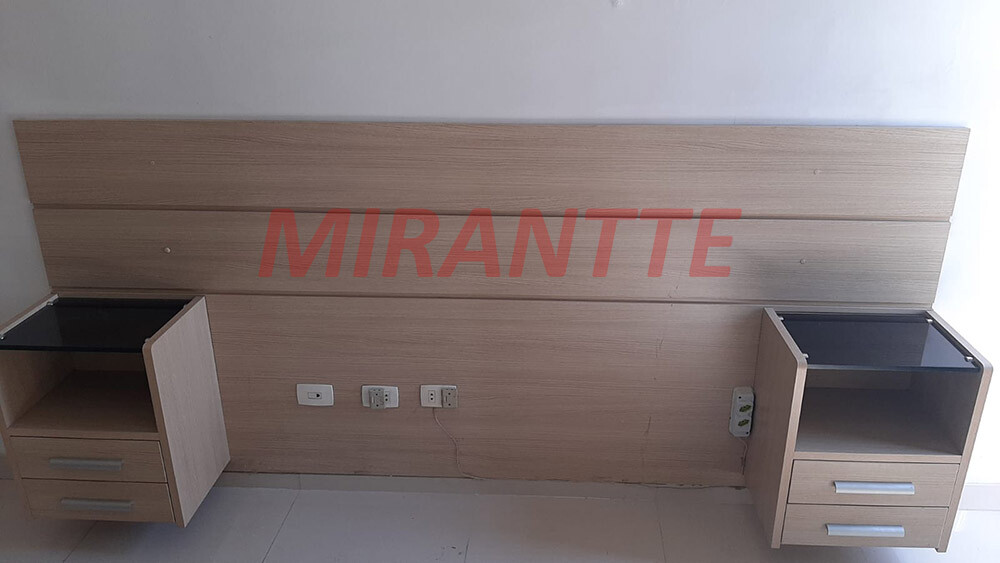 Sobrado de 280m² com 5 quartos em Vila Santa Teresinha