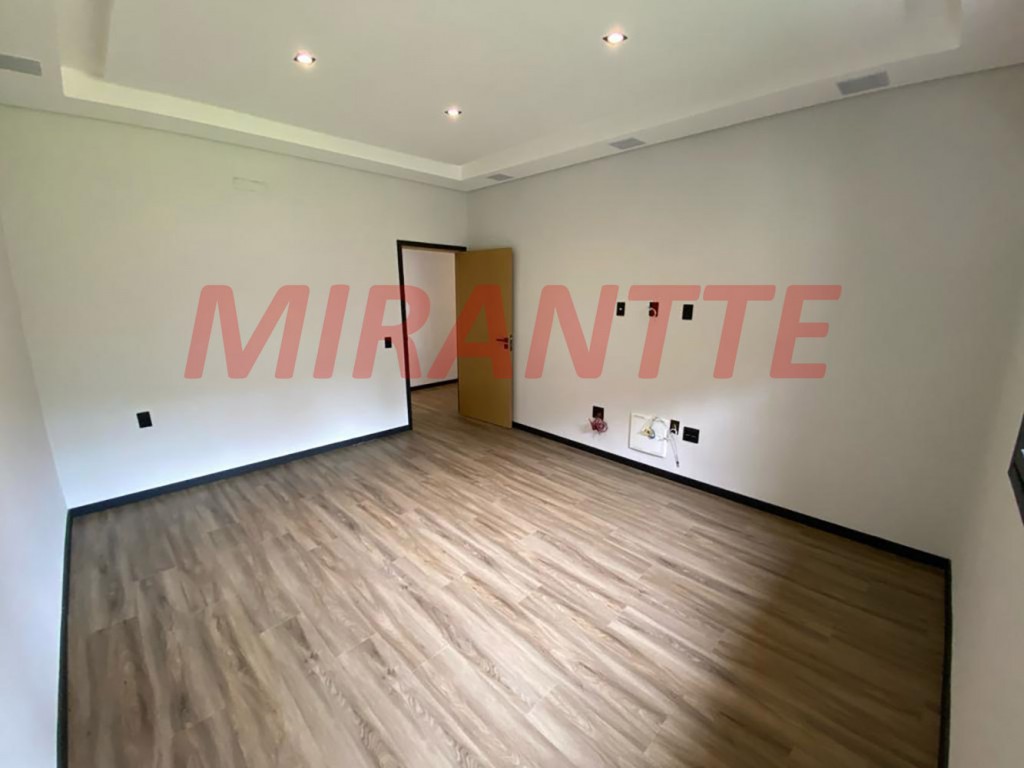 Casa terrea de 500m² com 4 quartos em Centro