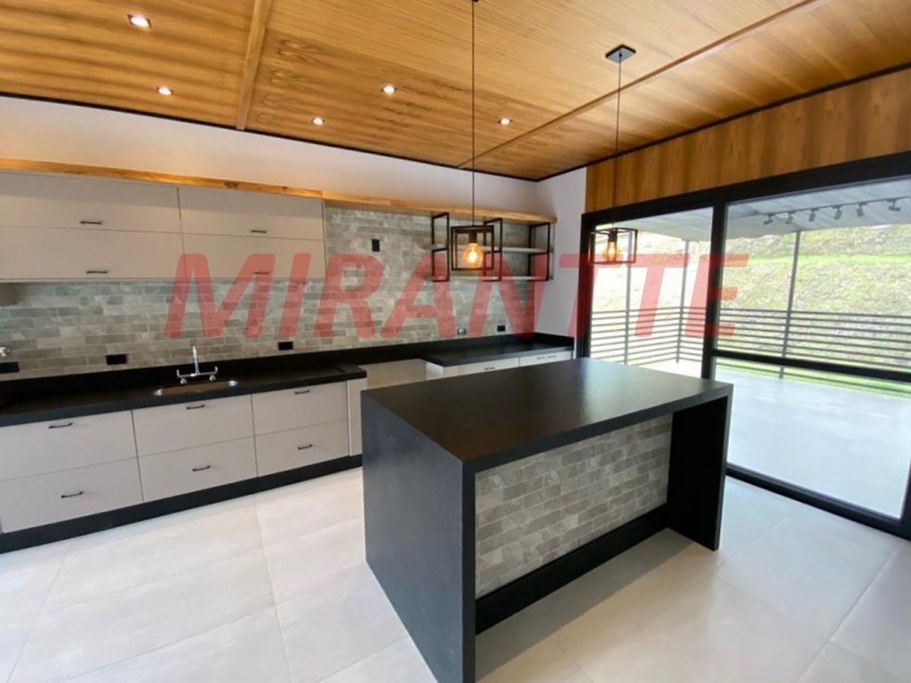 Casa terrea de 500m² com 4 quartos em Centro