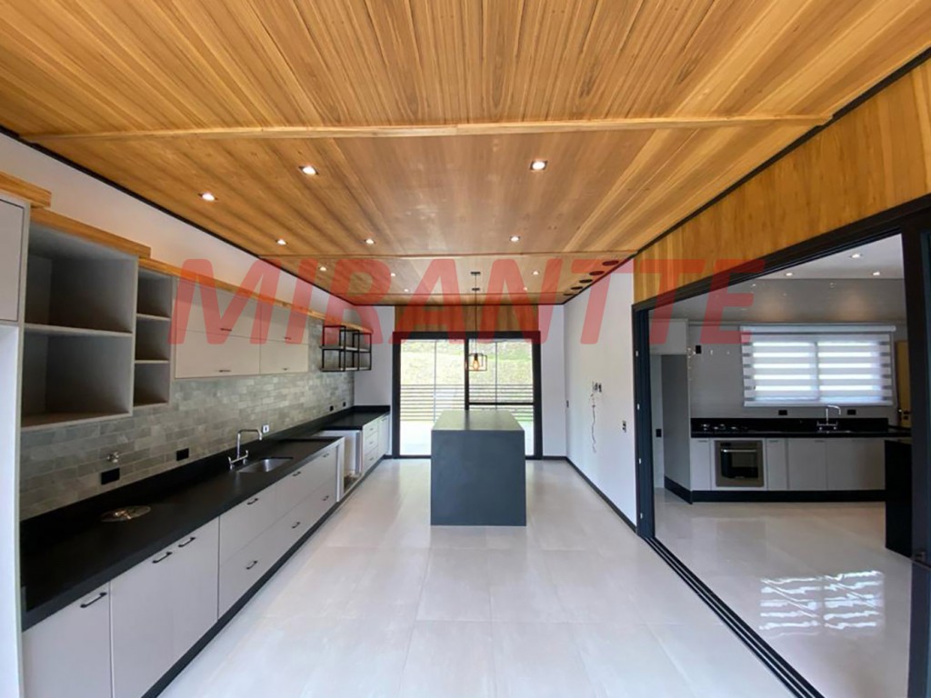 Casa terrea de 500m² com 4 quartos em Centro