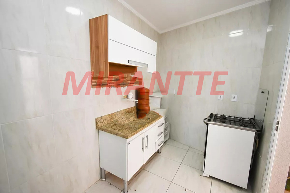 Cond. fechado de 0.72m² com 2 quartos em Vila Isolina Mazzei