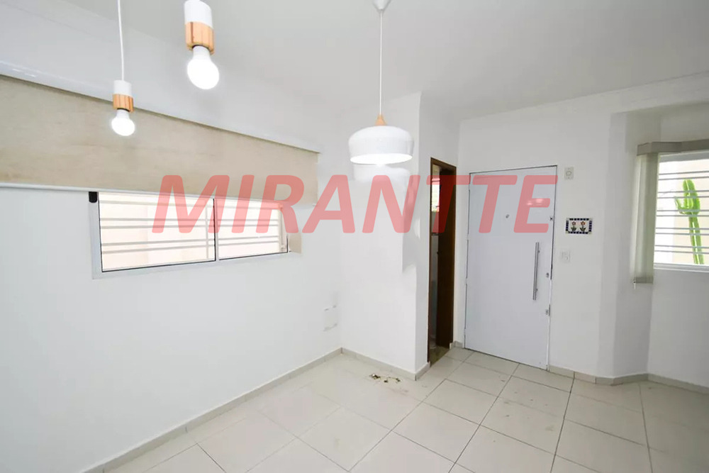 Cond. fechado de 0.72m² com 2 quartos em Vila Isolina Mazzei