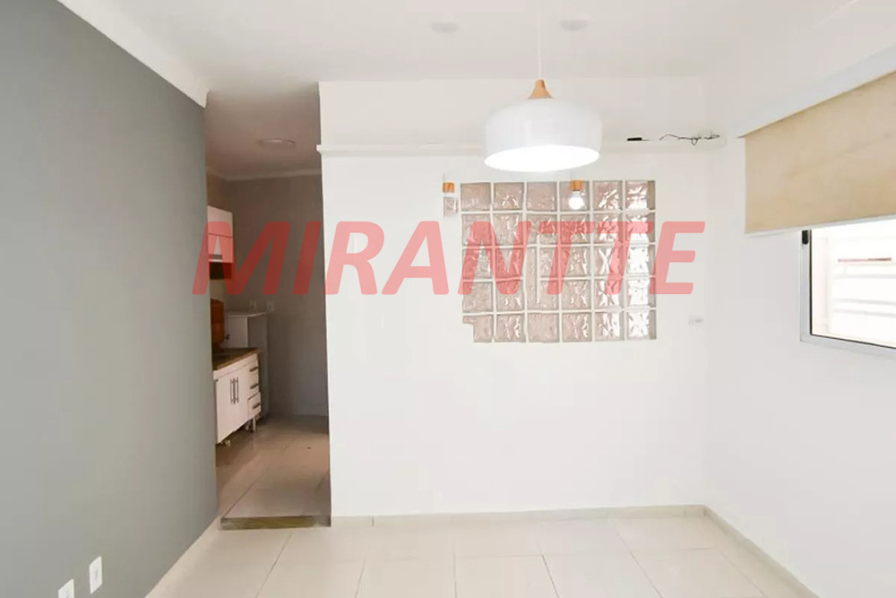 Cond. fechado de 0.72m² com 2 quartos em Vila Isolina Mazzei