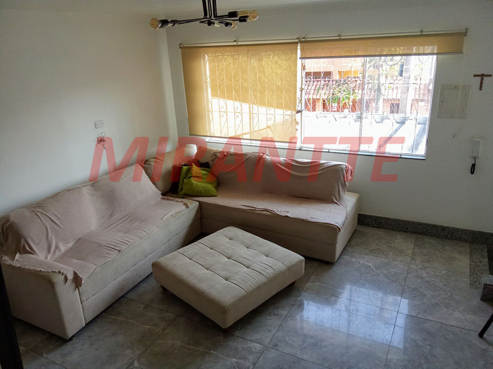Sobrado de 225m² com 3 quartos em Jardim Peri