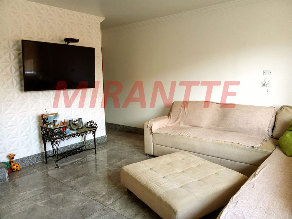 Sobrado de 225m² com 3 quartos em Jardim Peri