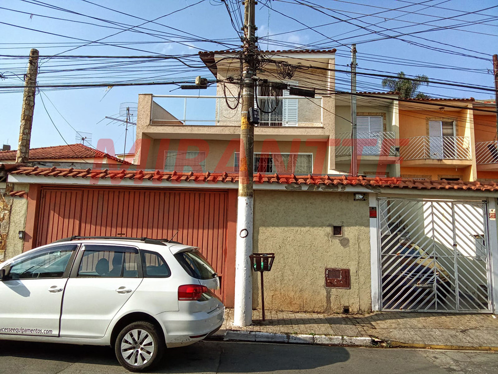Sobrado de 225m² com 3 quartos em Jardim Peri