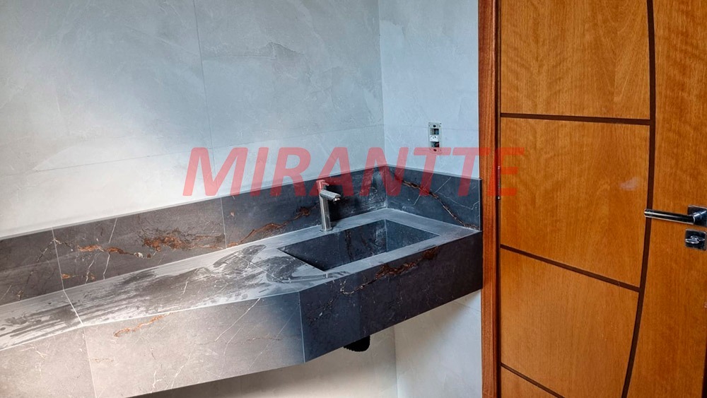 Sobrado de 122m² com 3 quartos em Casa Verde