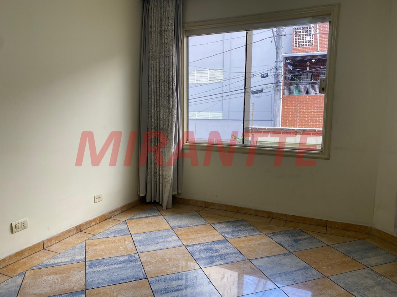 Casa terrea de 193m² com 3 quartos em Santana