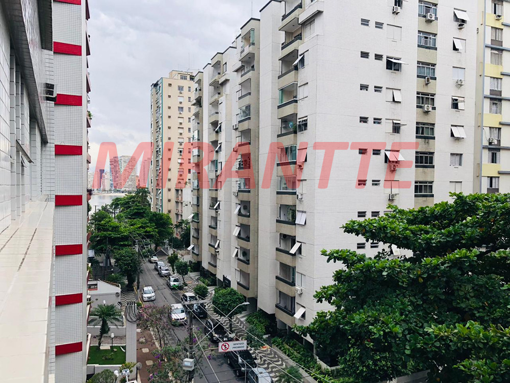 Apartamento com 3 quartos em Itarare