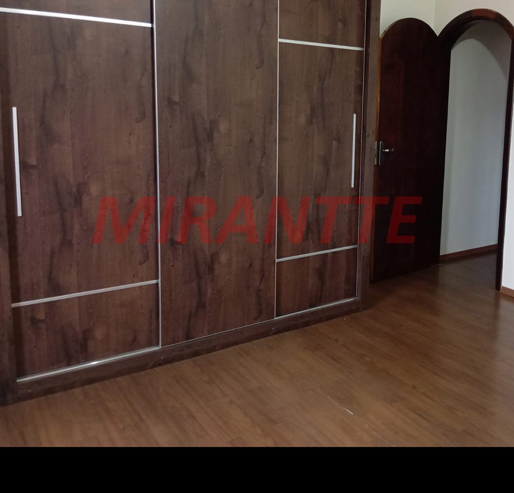 Sobrado de 98m² com 3 quartos em Vila Ede