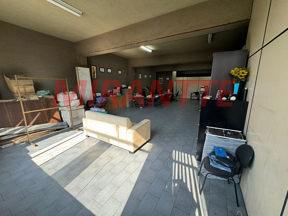 Comercial de 1200m² em Barra Funda