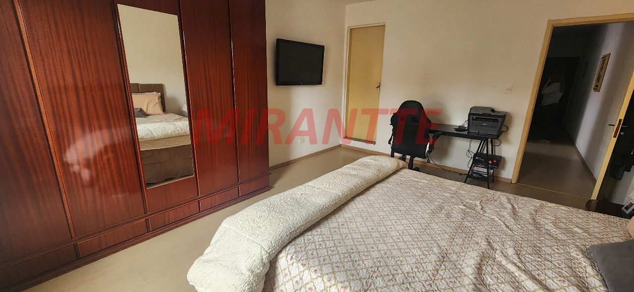Sobrado de 160m² com 3 quartos em Vila Leonor
