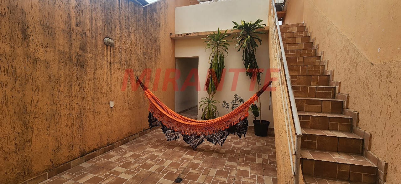 Sobrado de 160m² com 3 quartos em Vila Leonor