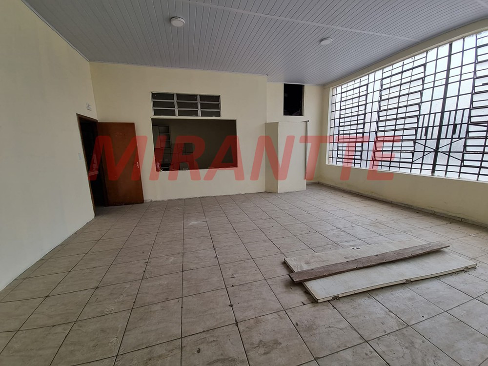 Comercial de 600m² em Luz