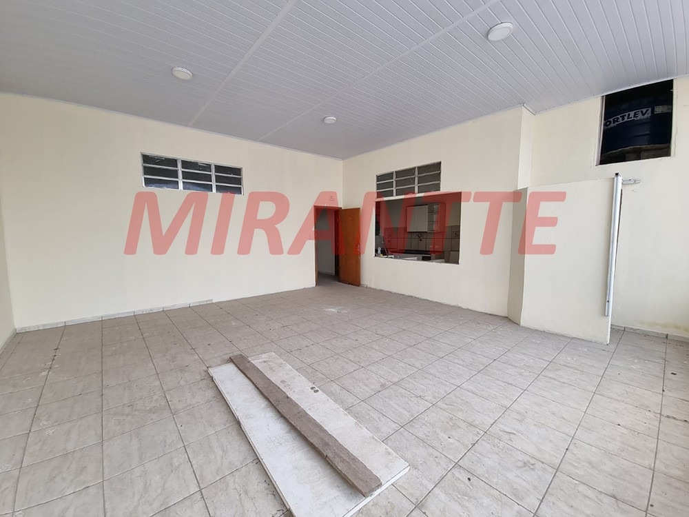 Comercial de 600m² em Luz