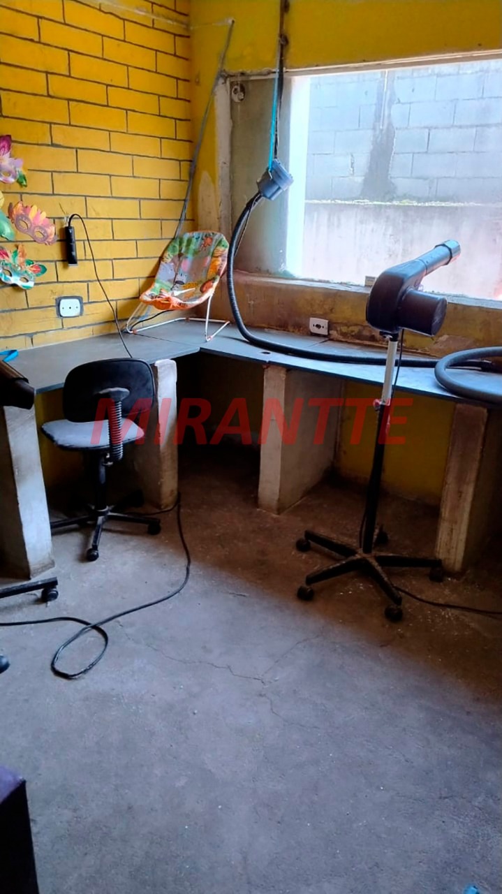 Casa terrea de 74.2m² com 6 quartos em Cocaia