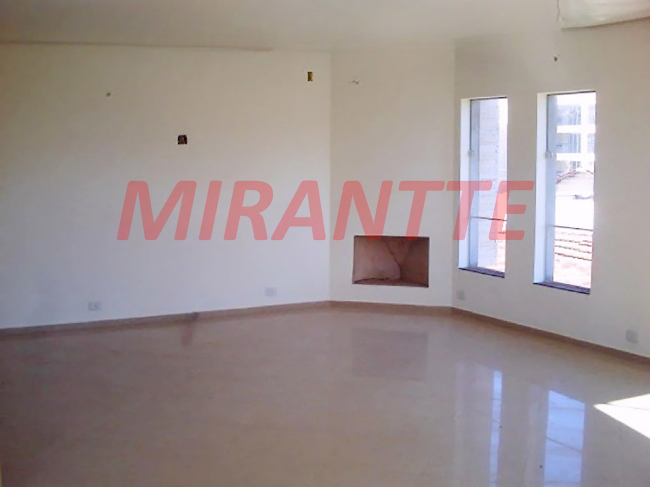 Casa terrea de 150m² com 3 quartos em Tremembe
