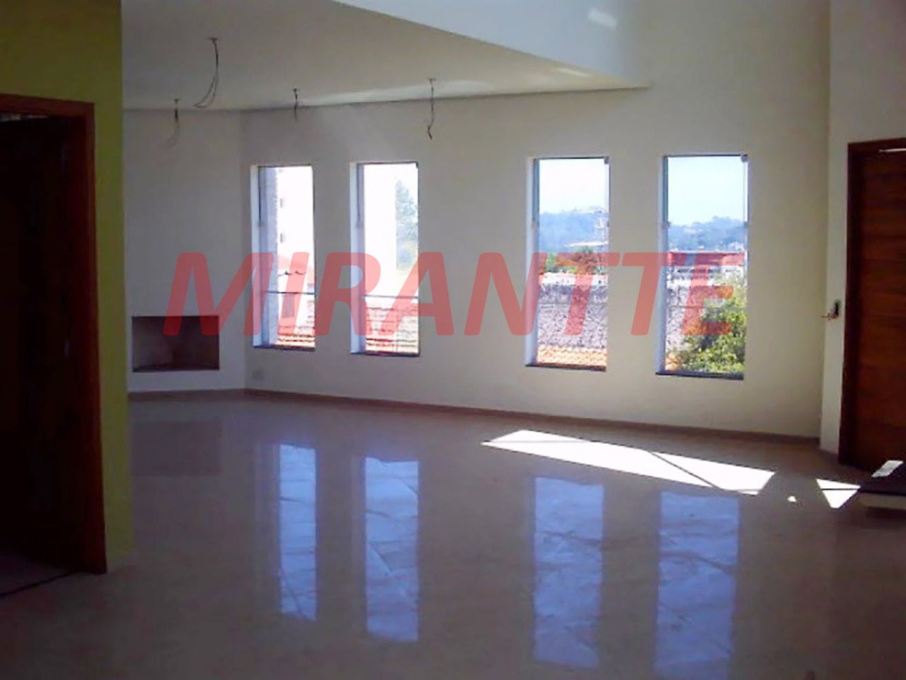 Casa terrea de 150m² com 3 quartos em Tremembe