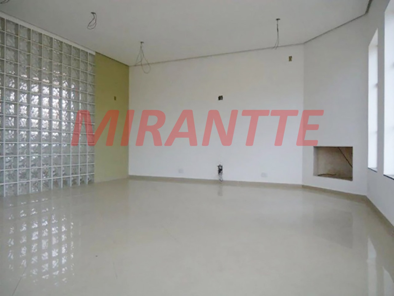 Casa terrea de 150m² com 3 quartos em Tremembe