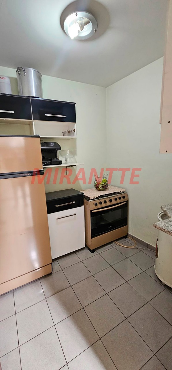 Sobrado de 380m² com 4 quartos em Jardim Guapíra