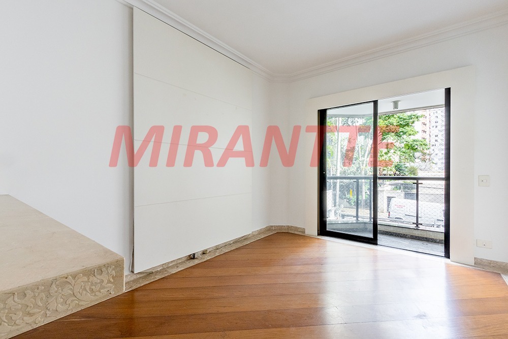 Apartamento de 200m² com 3 quartos em Santa Cecilia