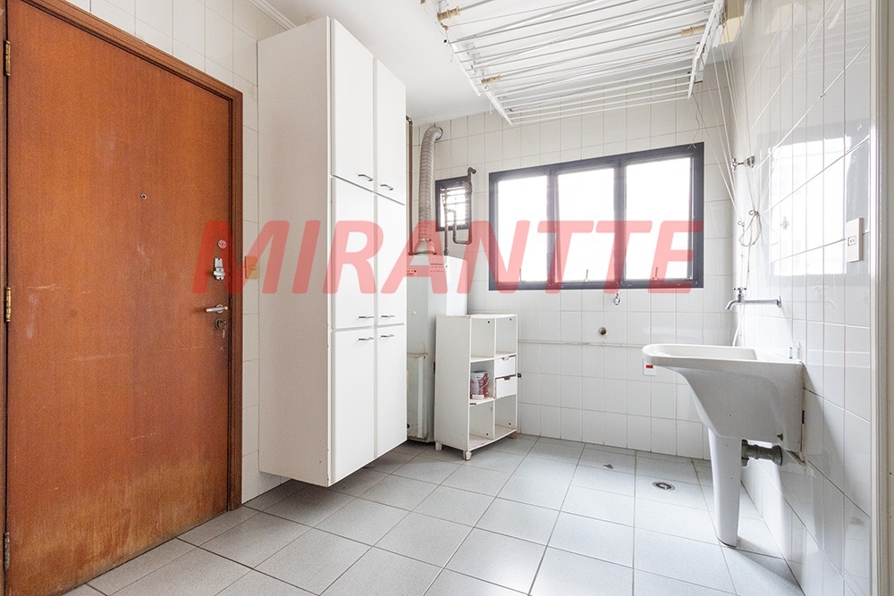 Apartamento de 200m² com 3 quartos em Santa Cecilia