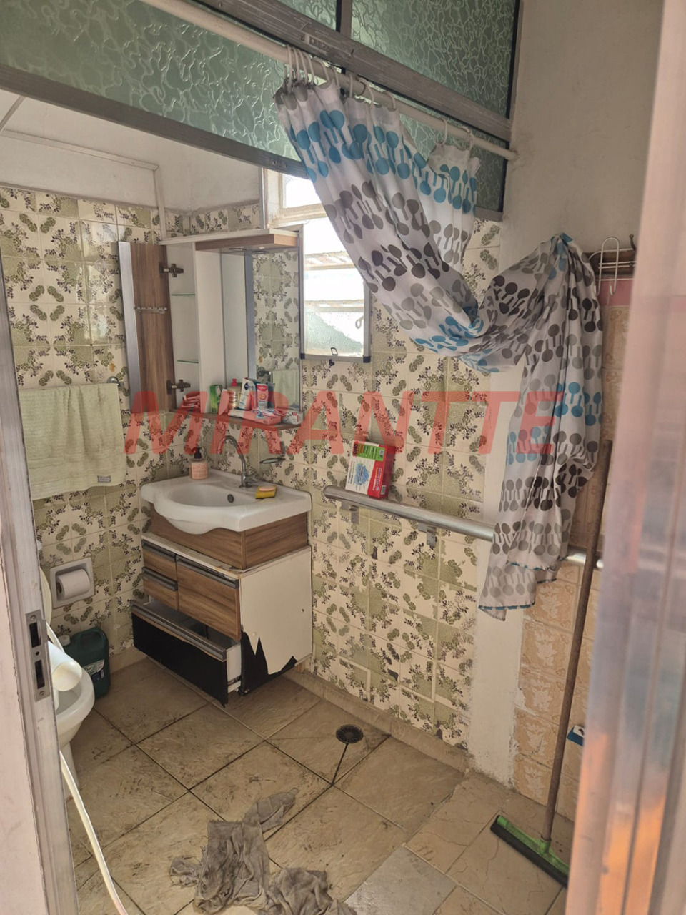 Casa terrea de 200m² com 4 quartos em Vila Prado