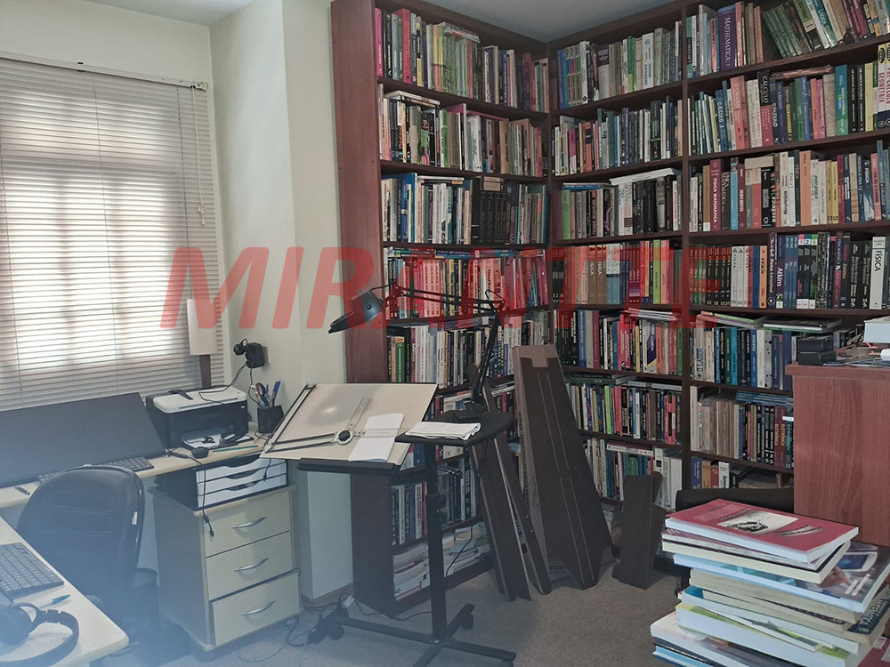 Cond. fechado de 368.27m² com 4 quartos em Jardim da Montanha