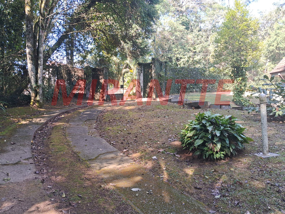 Cond. fechado de 368.27m² com 4 quartos em Jardim da Montanha