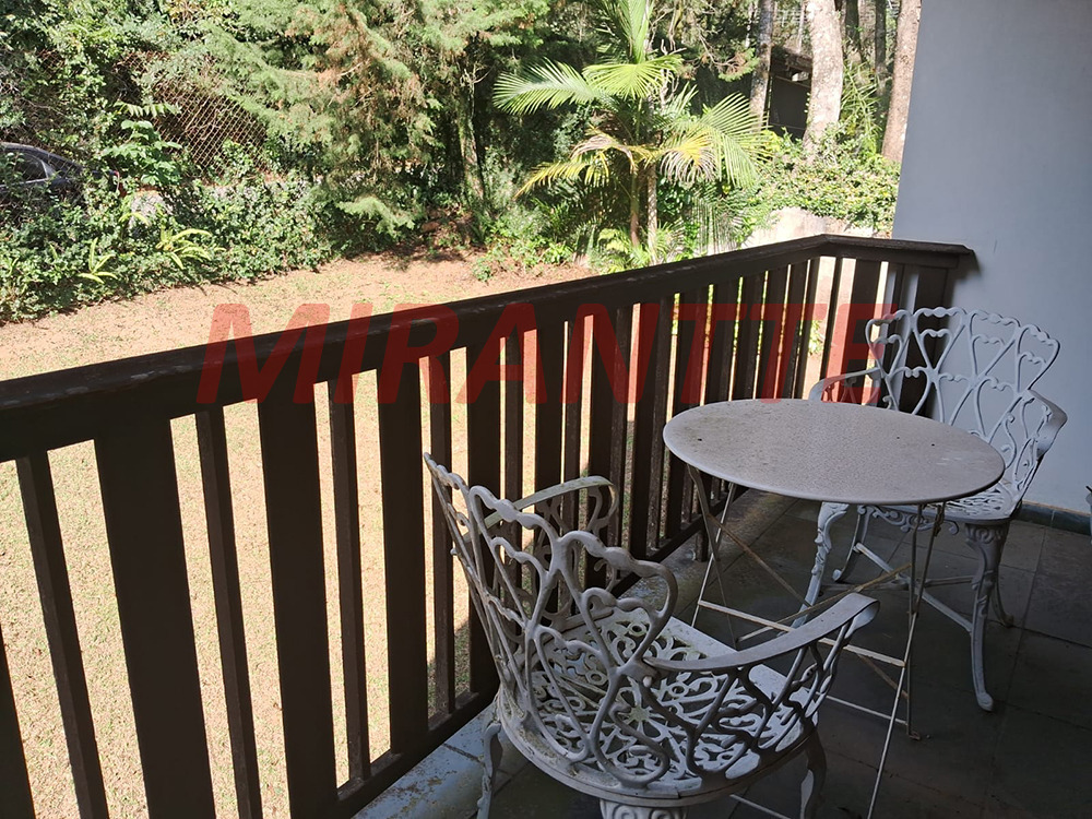 Cond. fechado de 368.27m² com 4 quartos em Jardim da Montanha