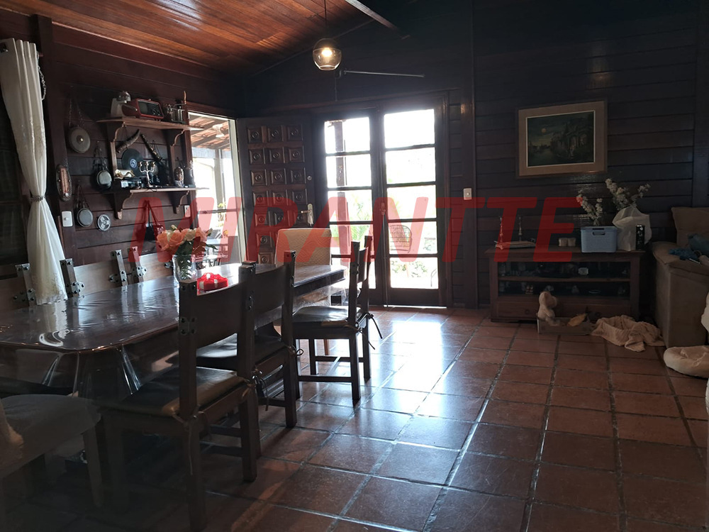 Casa terrea de 300m² com 5 quartos em Parque Itatiaia