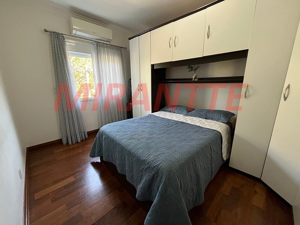 Cond. fechado de 370m² com 5 quartos em Tremembe