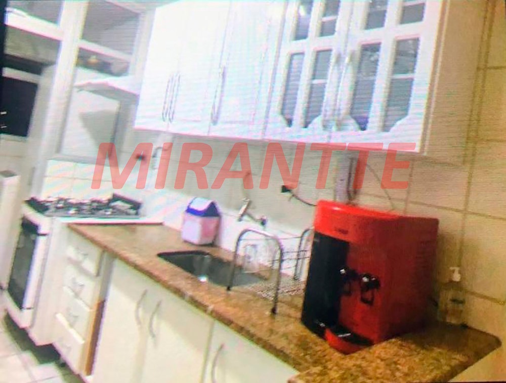 Apartamento de 70m² com 3 quartos em Vila Aurora