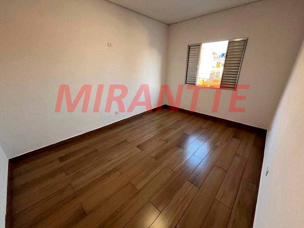 Sobrado de 100m² com 3 quartos em Água Fria