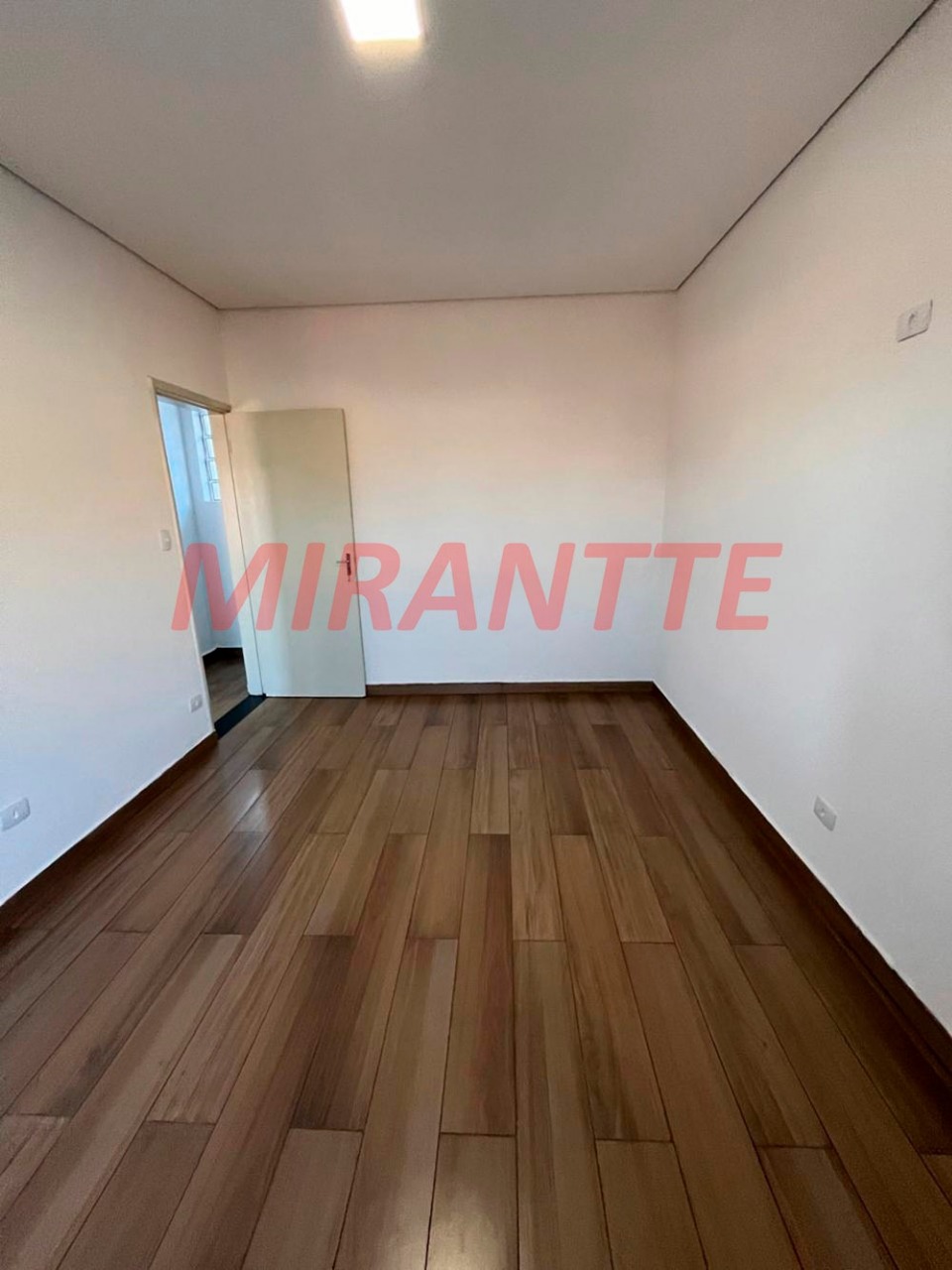 Sobrado de 100m² com 3 quartos em Água Fria