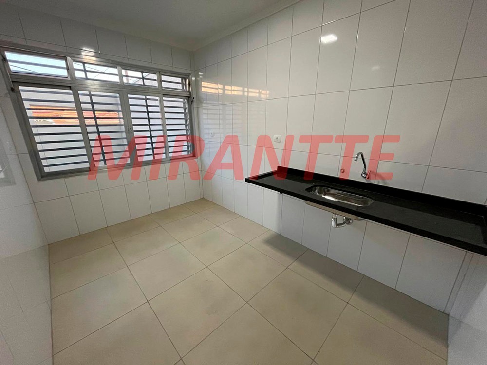 Sobrado de 100m² com 3 quartos em Água Fria