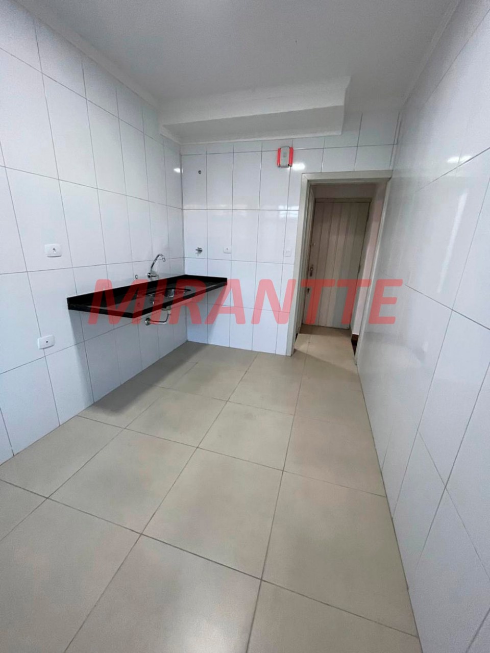 Sobrado de 100m² com 3 quartos em Água Fria