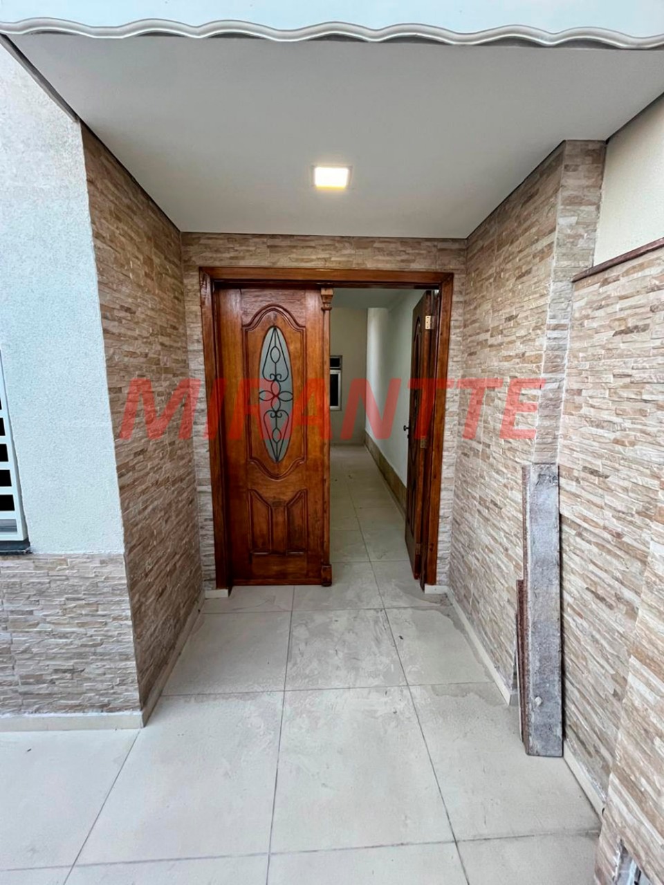 Sobrado de 100m² com 3 quartos em Água Fria