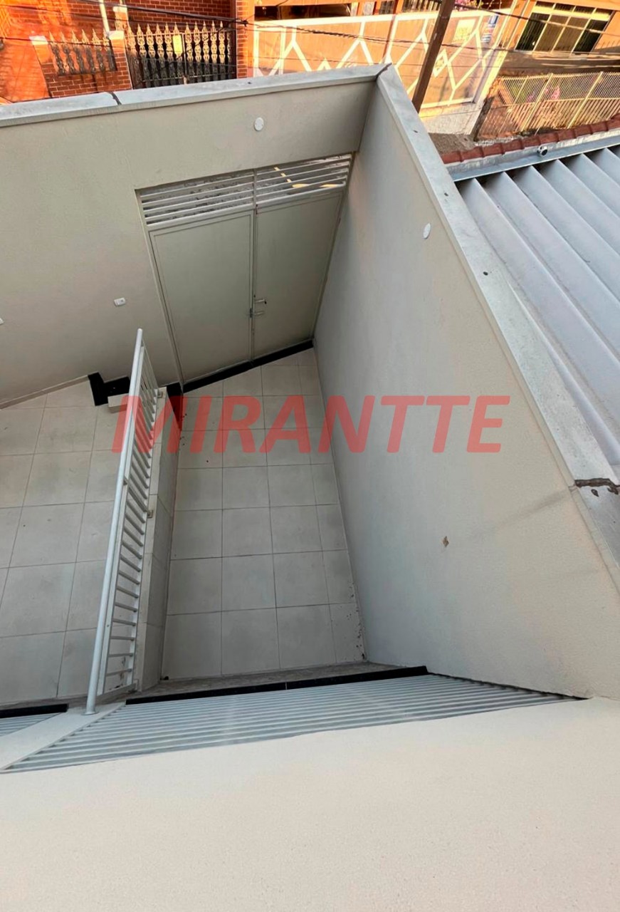 Sobrado de 100m² com 3 quartos em Água Fria