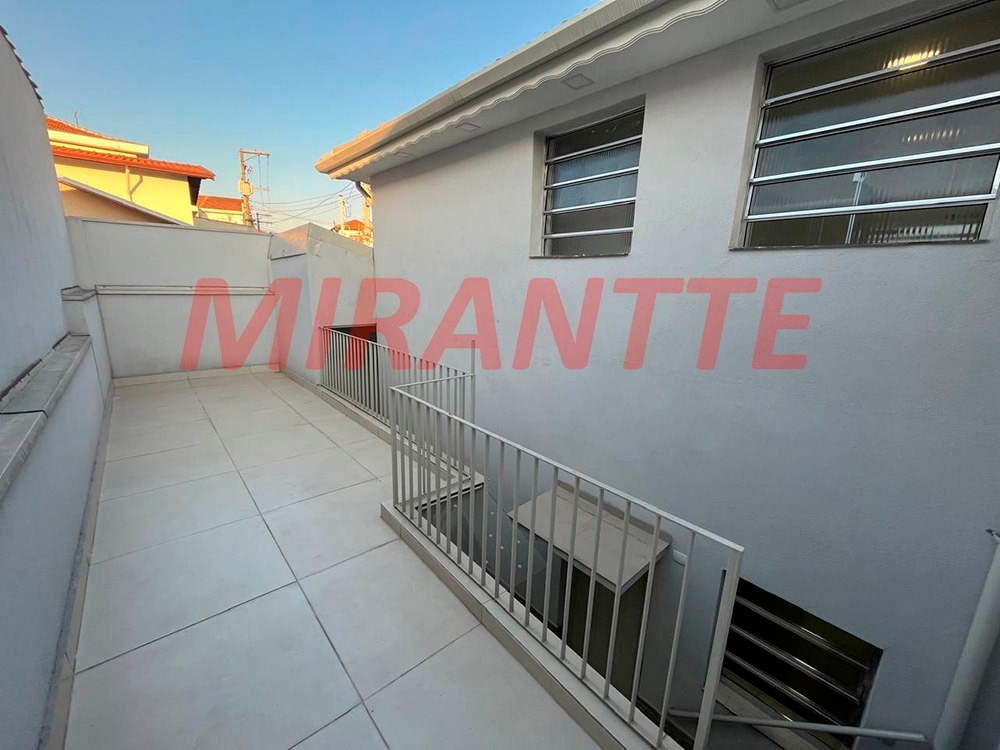 Sobrado de 100m² com 3 quartos em Água Fria