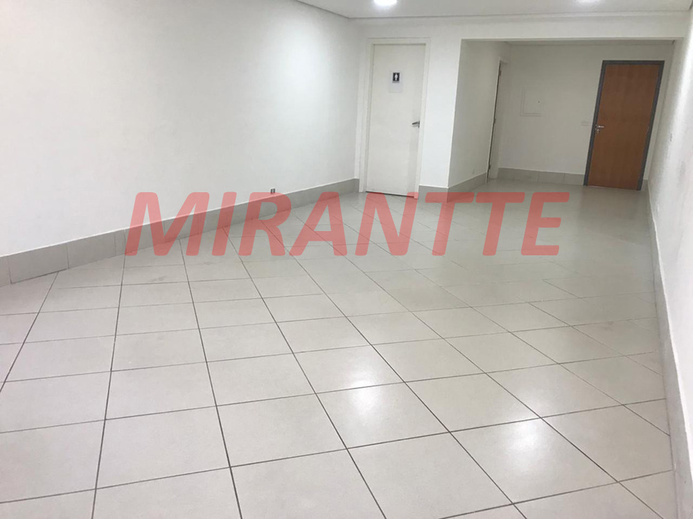Comercial de 48m² em Santana