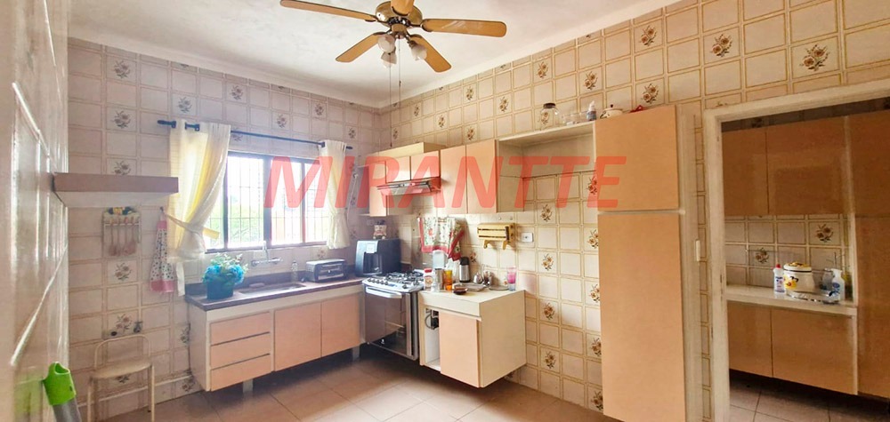 Casa terrea de 193m² com 2 quartos em Santana